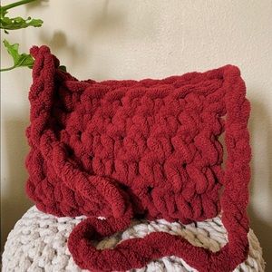 CROCHET CHUNKY CROSSBODY BAG